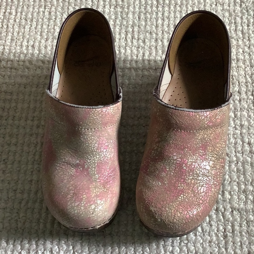 Dansko Professional Clogs Shoes Slip On 39 in pink/tan leather